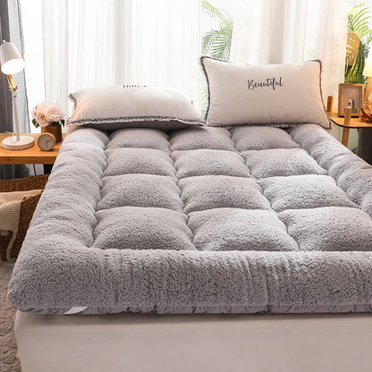 Winter Warm Thick Mattress Upholstery High Quality Household Floor Mattress