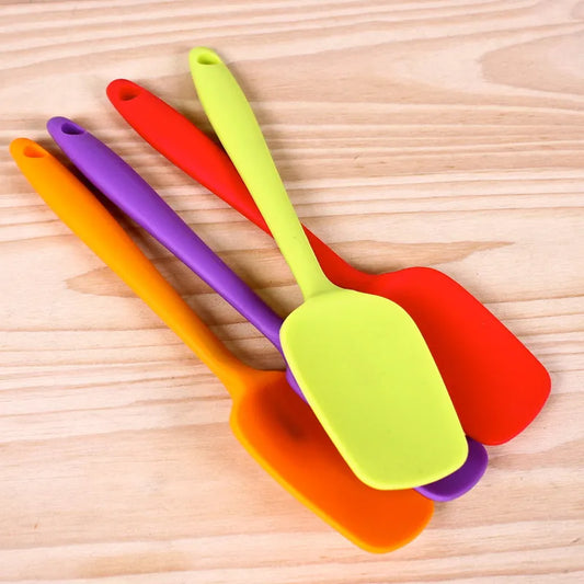 Hot Universal Heat Resistant Integrate Handle Silicone Spoon Scraper Spatula