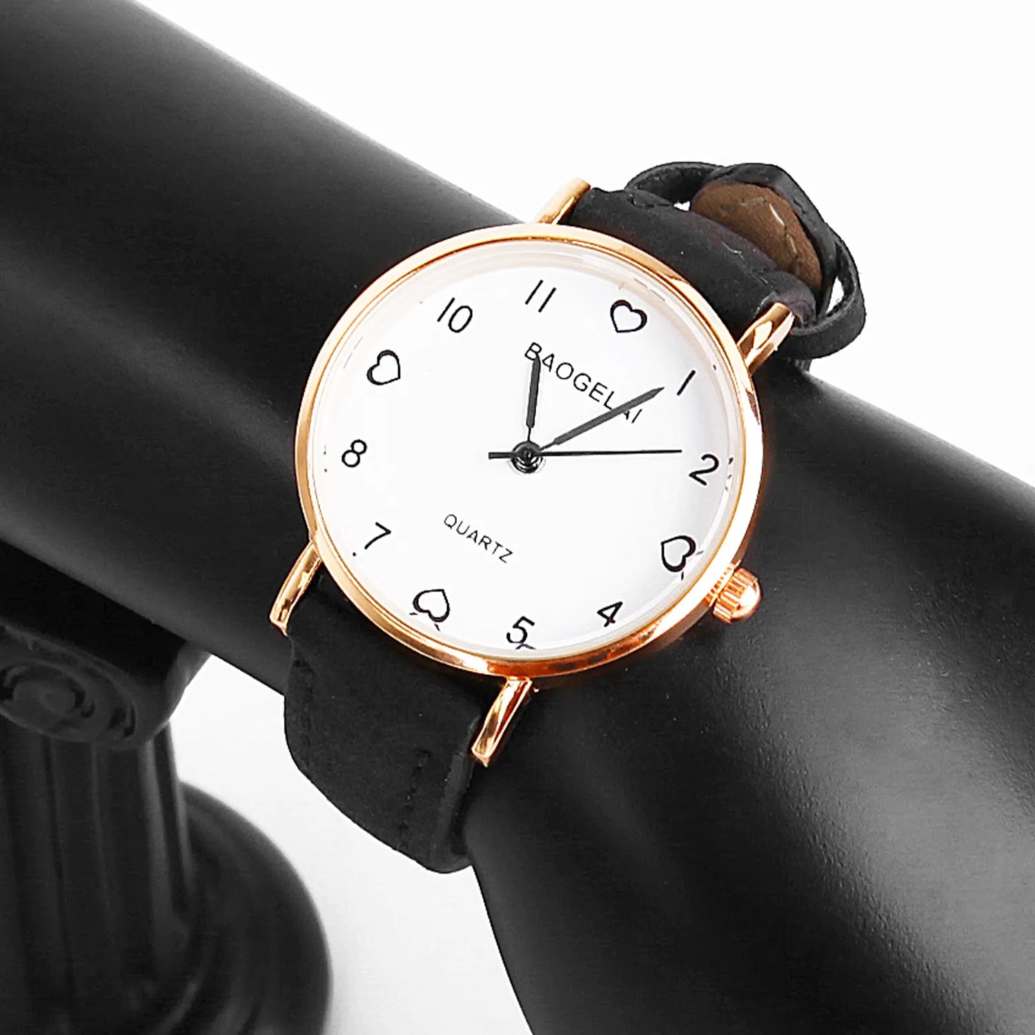 Simple Vintage Women Small Dial Watch Sweet Leather Strap Wrist Watches Gift