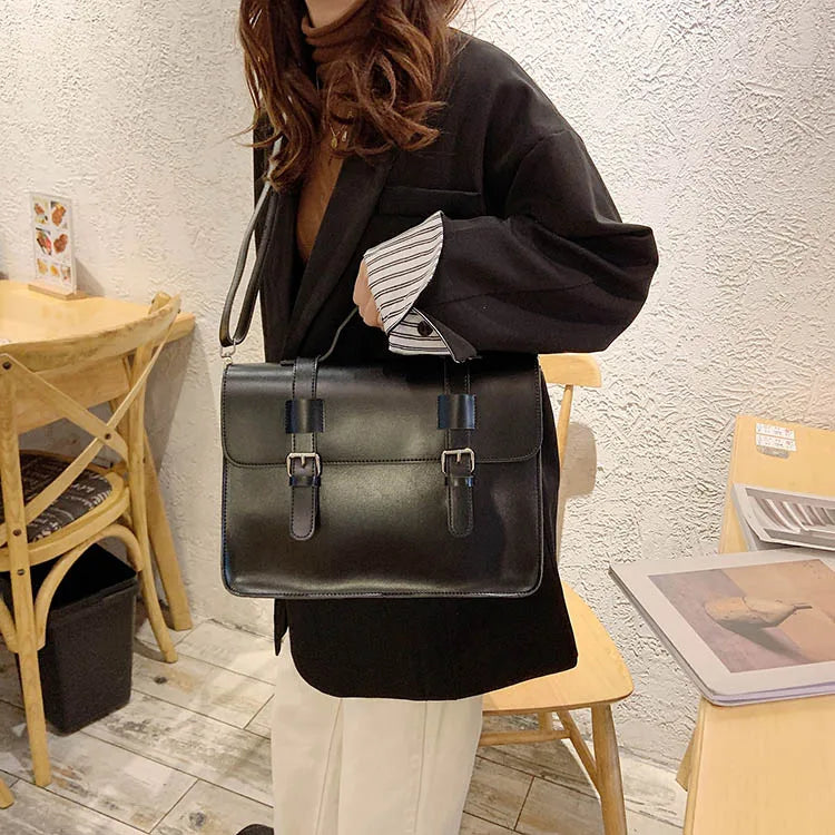 New Messenger Women Bags PU Leather Bags Crossbody Bags Travel Buckle Shoulder