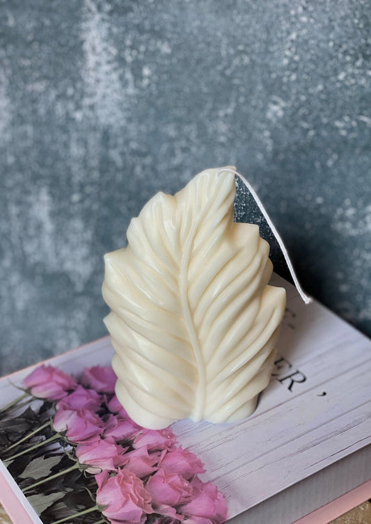 Minimalist Feather Design Soy Wax Sculpture Candle