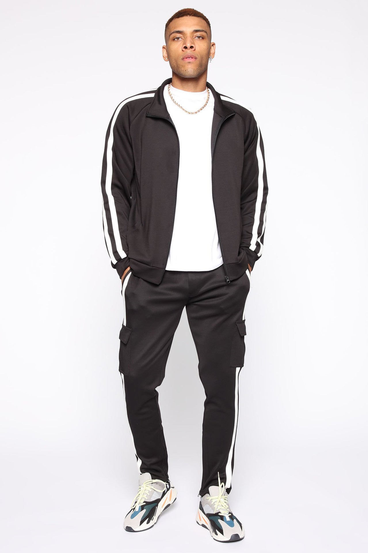 Custom 100% Polyester Mens Slim Fit Trendy Sweat Suit Set Long Sleeve Tracksuit