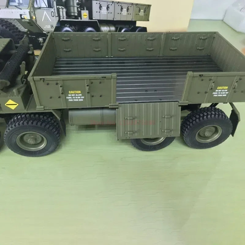 Hengguan Hg-P802 1/12 Heavy Truck Bucket Tractor Remote Control Vehicle