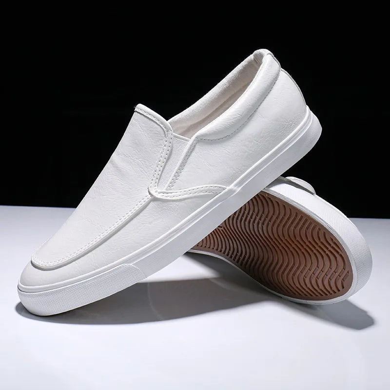 Spring Summer Men Loafers Soft Leather Men Shoes Flat Fashion Loafers Slip