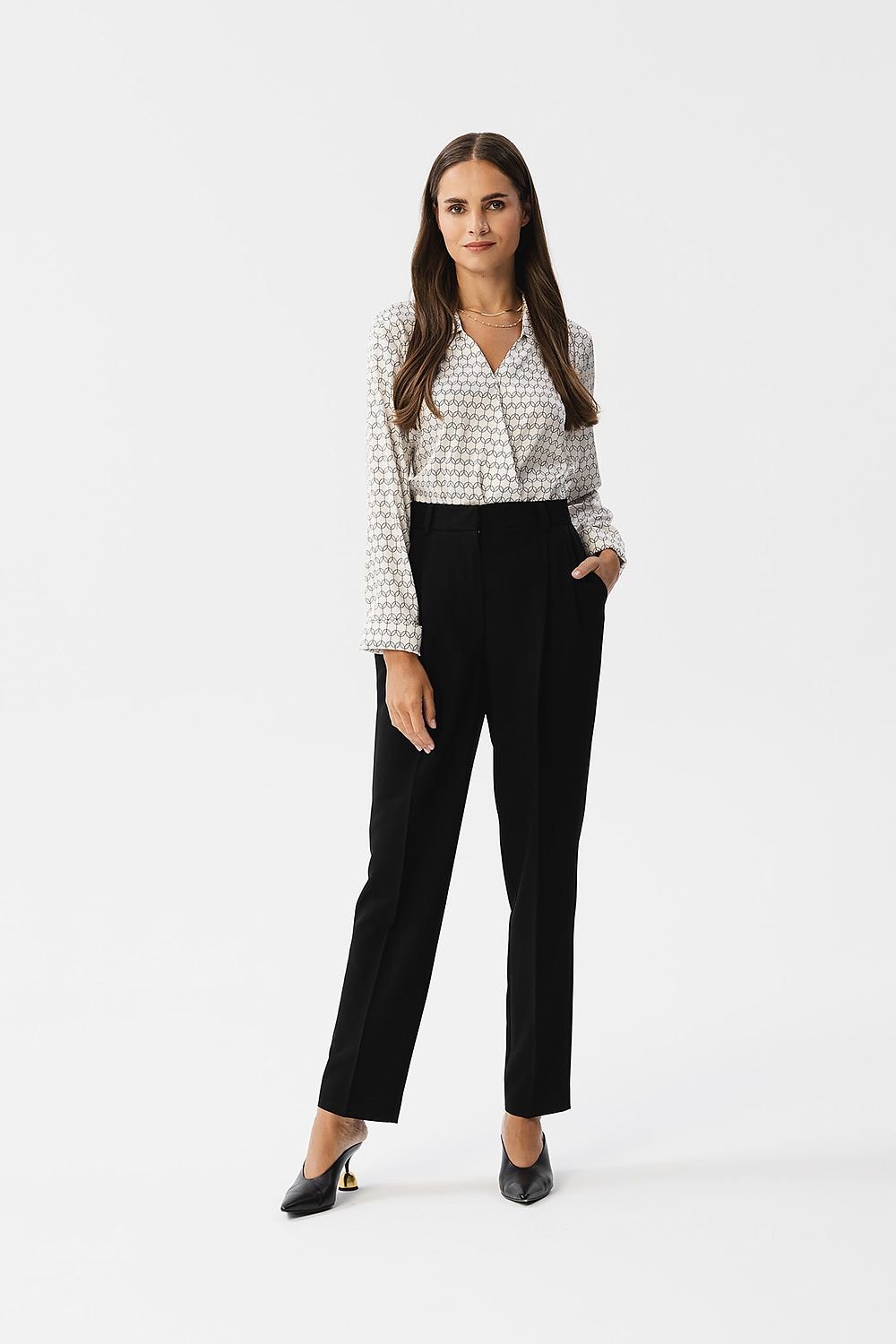 Women Trousers Model 185095 Stylove