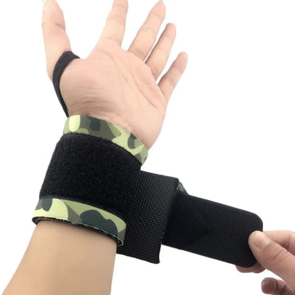 2Pcs Camouflage Neoprene Weightlifting Wrist Wrapping Support Fitness