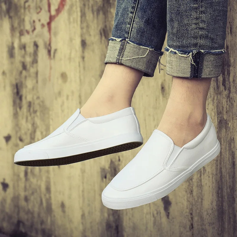 Spring Summer Men Loafers Soft Leather Men Shoes Flat Fashion Loafers Slip