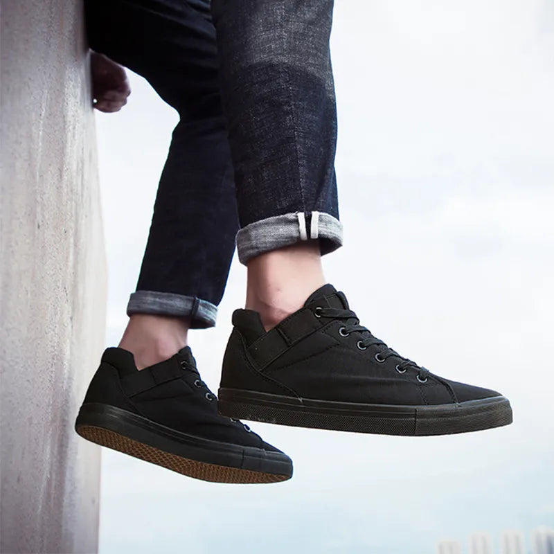 2024 Black Sneakers Men Canvas Shoes