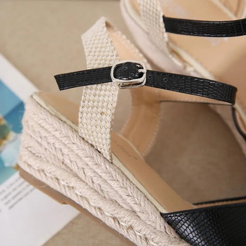 Women Sandals Closed Toe Fisherman Pumps for Ladies Buckle Strap Braided Sandal