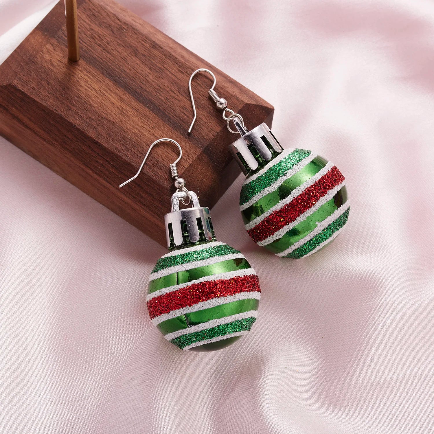 2024 New Fashion Christmas Earrings Creative Christmas Bulb Drop Earring