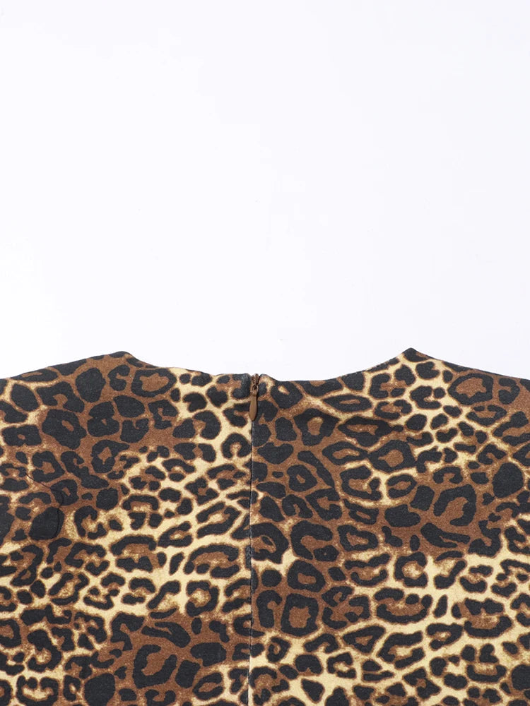 TWOTWINSTYLE Colorblock Leopard Printing Slimming Bodysuists