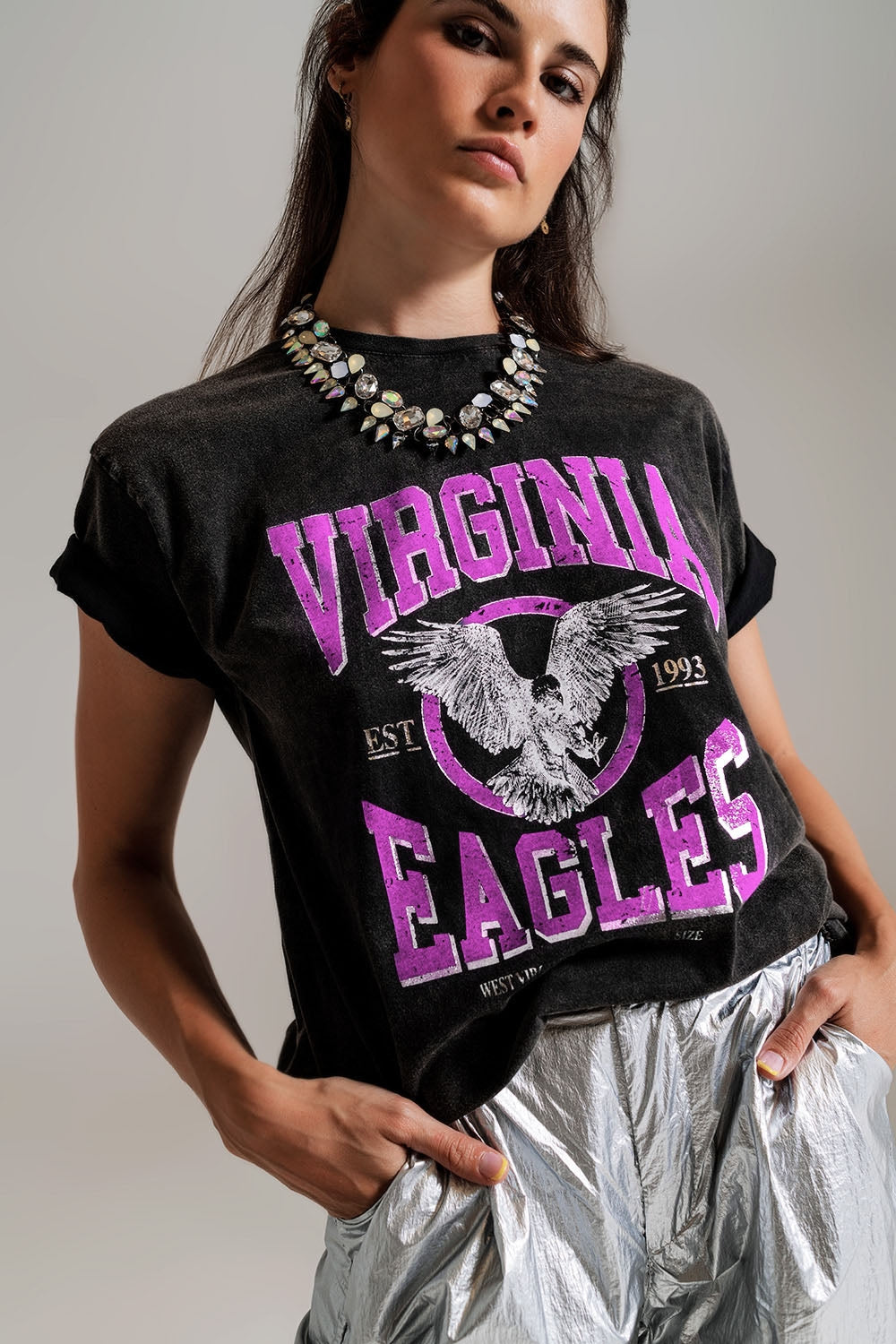 Black T-Shirt With Virgina Eagels Text in Pink