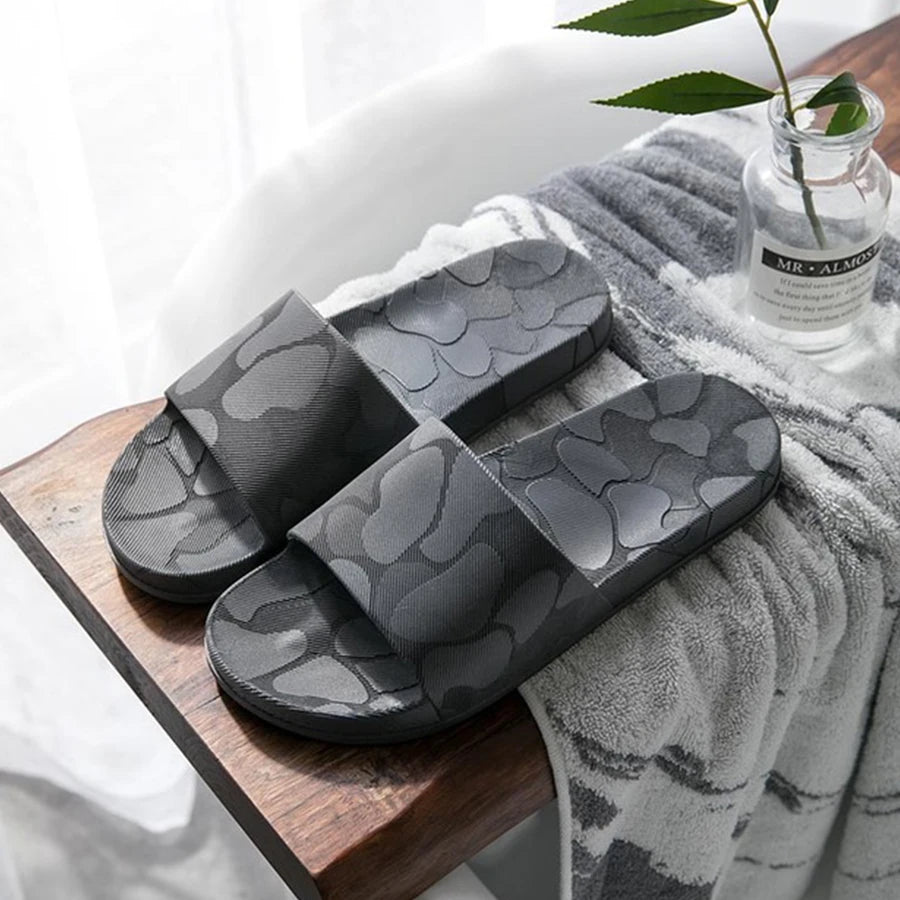 LCIZRONG Classic High Quality Couples Bathroom Slippers Men Summer Home