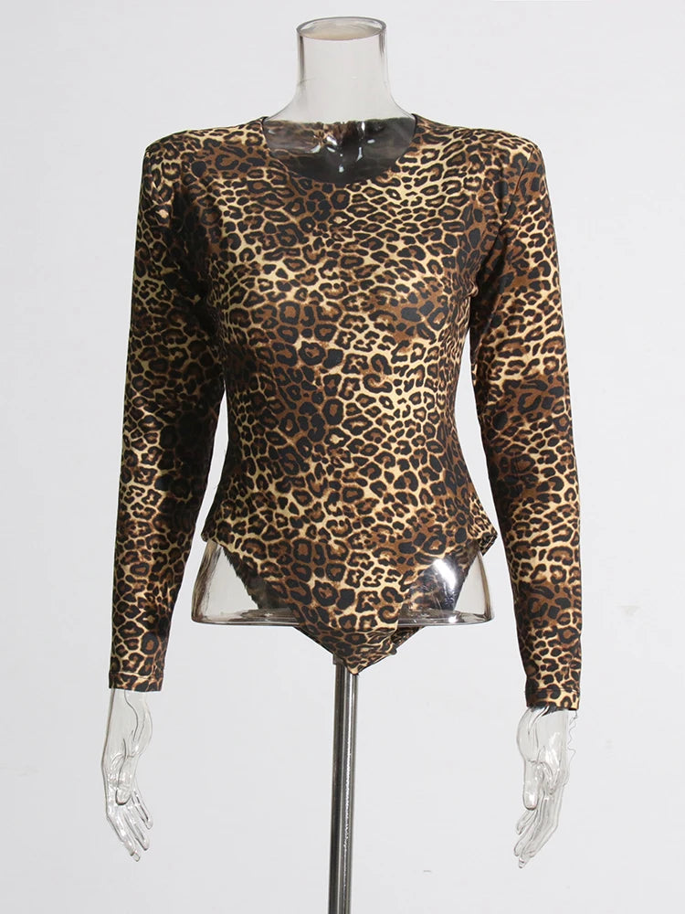 TWOTWINSTYLE Colorblock Leopard Printing Slimming Bodysuists