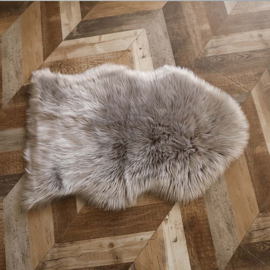 Wholesale Factory Supplier Cheep High Quality Long Hair Faux Fur Rug Wool Rugs