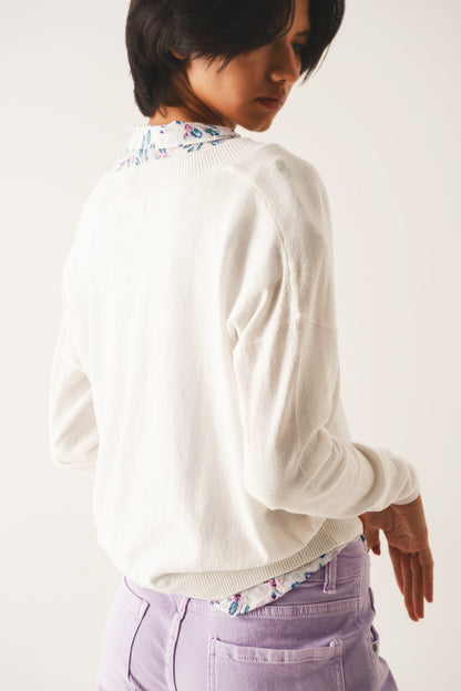 V Neck Fine Knit Sweater in Cream