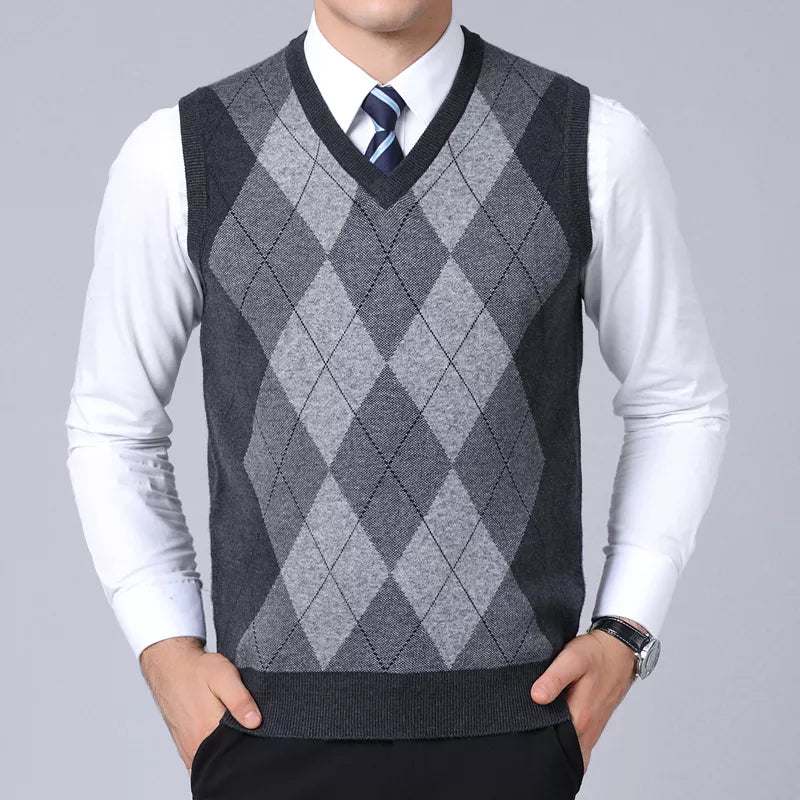 Fashion Brand Sweater for Mens Pullovers Plaid Slim Fit Jumpers